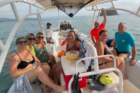 Tamarindo private snorkeling boat tour