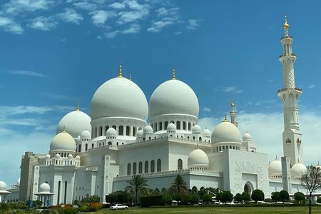 Private Abu Dhabi Day Trip from Dubai with Grand Mosque Tour