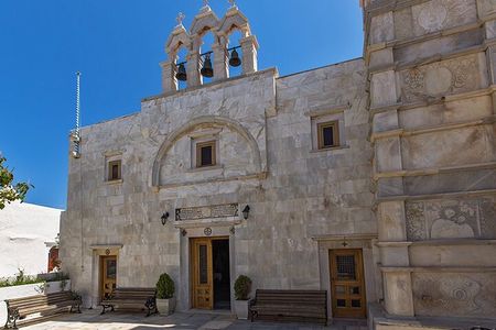 Discover Mykonos:4-Hour Van & Ano Mera Village Experience