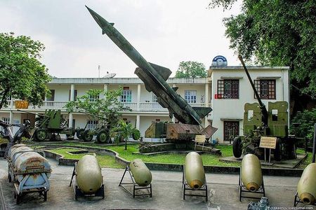 Da Nang War Tour History: Spanish-French Attack to American Base
