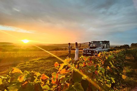 Sunset and champagne tasting DE the vineyards