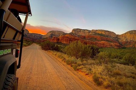 Sedona Outlaw Trail: 3-Hr 4x4 Tour of Western Canyons & Wildlife