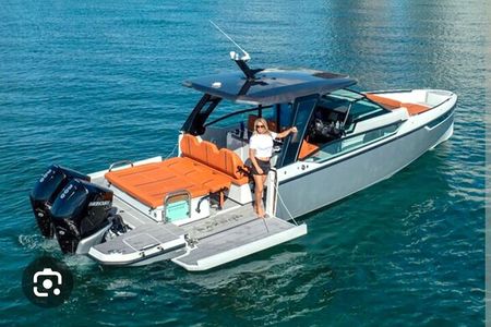 ELEGANT LUXURY MOTOR YACHT PARTY (*No Hidden Fees*)