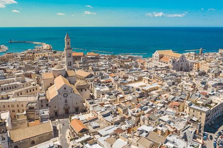 Private Authentic Tour of Bari Trani and Barletta