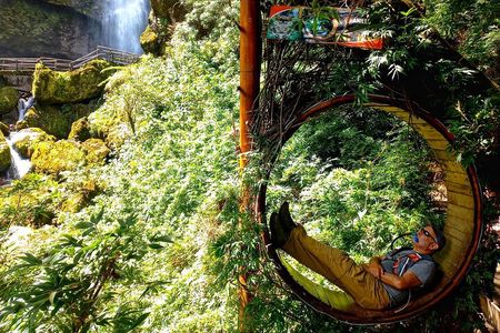 El Chorro waterfalls and Busa lake tour from Cuenca