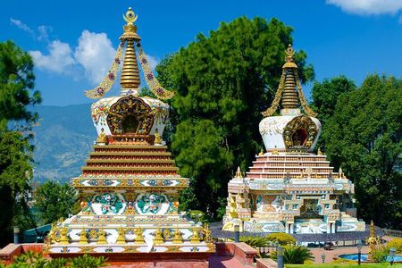 Kathmandu: Kopan Monastery, Swayambhu and Boudha Nath Stupa Tour