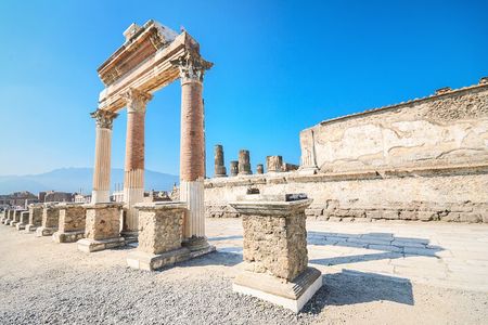 Naples: Sorrento & Pompeii Day Trip – Small Group for Cruisers