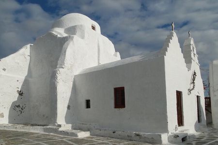 Iconic Mykonos Guided Walking Tour of Highlights