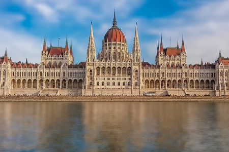 Explore Budapest: Private Sightseeing Experience with a Local