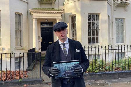 Peaky Blinders Walking Tour of Liverpool City Centre