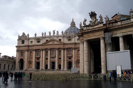 Rome: St. Peter's Basilica, Dome Climb, and Underground Tour 
