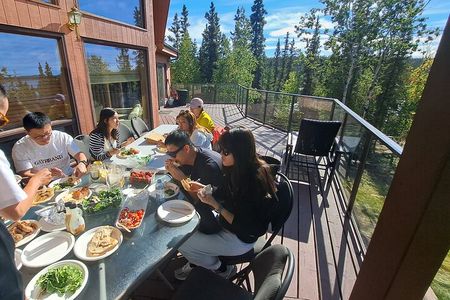5 Hours Small Group Hike at Cameron Falls 
