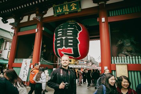 Tokyo Walking Tour with Local Guide /Private tour