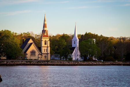Full Day Halifax Tour with Local Guide – Private Group Tour
