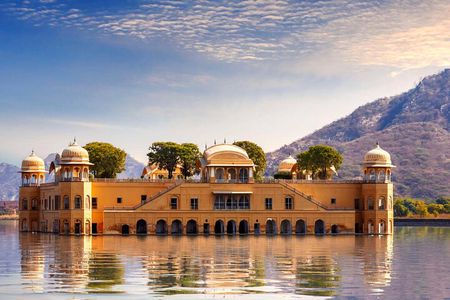 Jaipur No Shopping Guided Sightseeing Tour with Heritage Walk