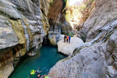 Sinkhole, Fins & Wadi Tiwi Explorer: Swim, Hike & Scenic Views