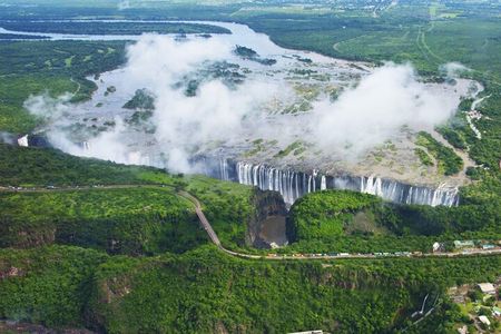 5 Days - Classic Victoria Falls & Chobe National Park Safari Trip