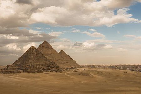 Private Day Tour Giza Pyramids, Sphinx, Saqqara, and Memphis