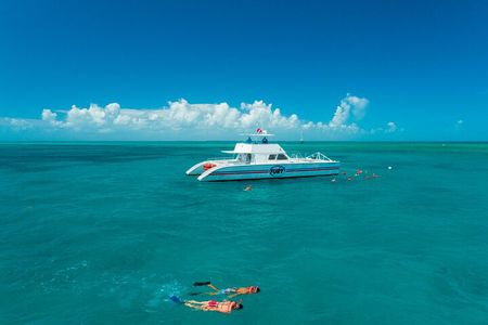 Key West Sail and Snorkel with Hotel Transportation from Miami 