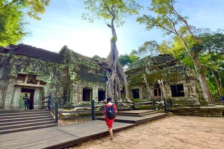 Private Taxi Siem Reap Tour - Angkor Wat, Phnom Kulen, 2 Day Trip