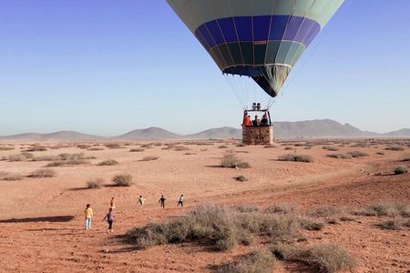  Hot air balloon flight at sunrise in Marrakech & breakfast