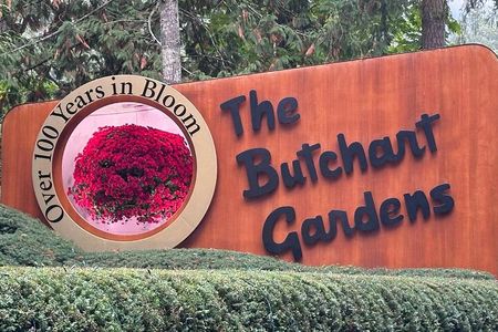 Butchart Gardens and Victoria City Private Luxury Tour 1-7 pax