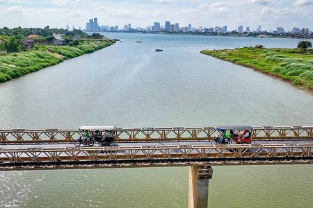 Phnom Penh to Silk Island By Tuk-Tuk with local Expert