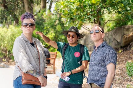 Native Australian Food & Wine Forage Tour: Sydney Botanic Gardens
