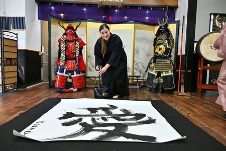 Samurai Calligraphy:Final brushstrokes of a lifetime before a War