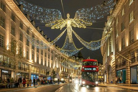 Christmas Lights and Holiday Sights Walking Tour in London