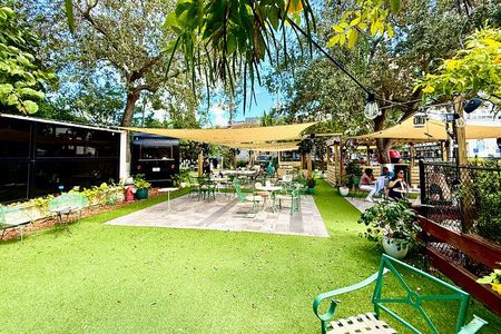 Fort Lauderdale Historic District Food Tour Experience