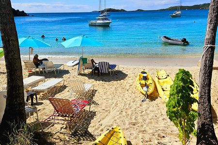 Secret Harbour Beach Transfer from CruiseShip-Snorkeling Optional