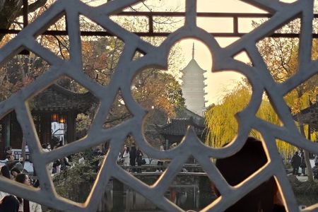 Gardens & Water Town of Suzhou Day Trip from Shanghai