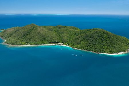 Fitzroy Island Transfers and Tours from Cairns
