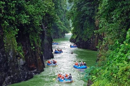Sarapiqui White Water Rafting from La Fortuna