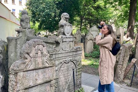 Prague Jewish Quarter & All Synagogues Indepth Semi-Private Tour 
