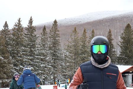 Montreal Epic Ski Adventure in Quebec’s Winter Wonderland