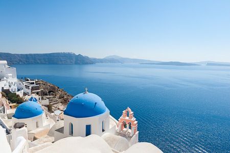 The Best of Santorini: 5-Hour Private Guided Tour of the Island