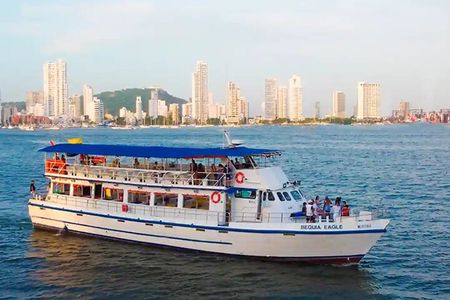 Cartagena Bay Cruise with Bar Libre