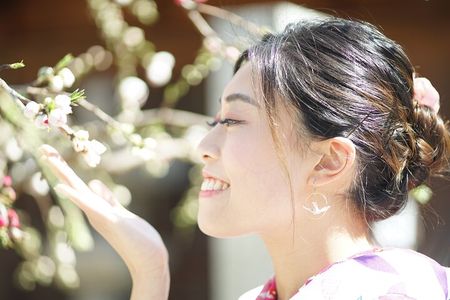 Osaka Cherry Blossom Photo Tour – Spring Limited Experience