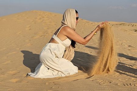 Dubai Desert Safari with Pro Photography