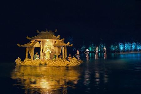 Hanoi Quintessence of Tonkin Light Show With Local Tonkin Market