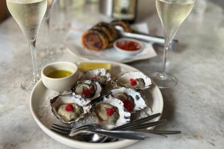 Sydney: Surry Hills Private Food Tour with +8 Local Tastings