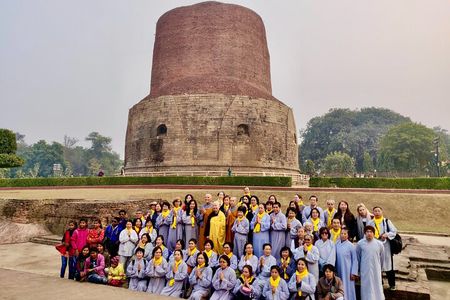 Sarnath and Varanasi Private Day Tour from Bodhgaya with Return