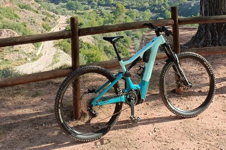 Valencia: E-Bike Mountain Tour with Hotel Pickup