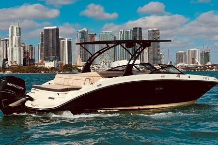Miami Boat Tour With Champagne