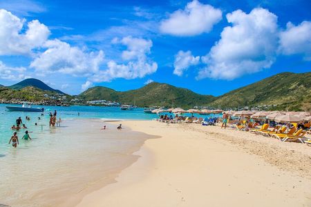 All-Inclusive Local Guided Pinel Island Tour