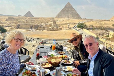 Half Day Tour To The Grand Egyptian Museum Tour with Lunch.