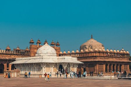 From Delhi :Tajmahal Fatehpur Sikri Private Tour Jaipur Drop