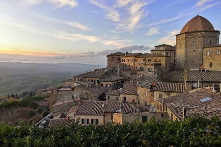 Volterra Tour + Salt Mine by van from Lucca, Pisa or Livorno Port